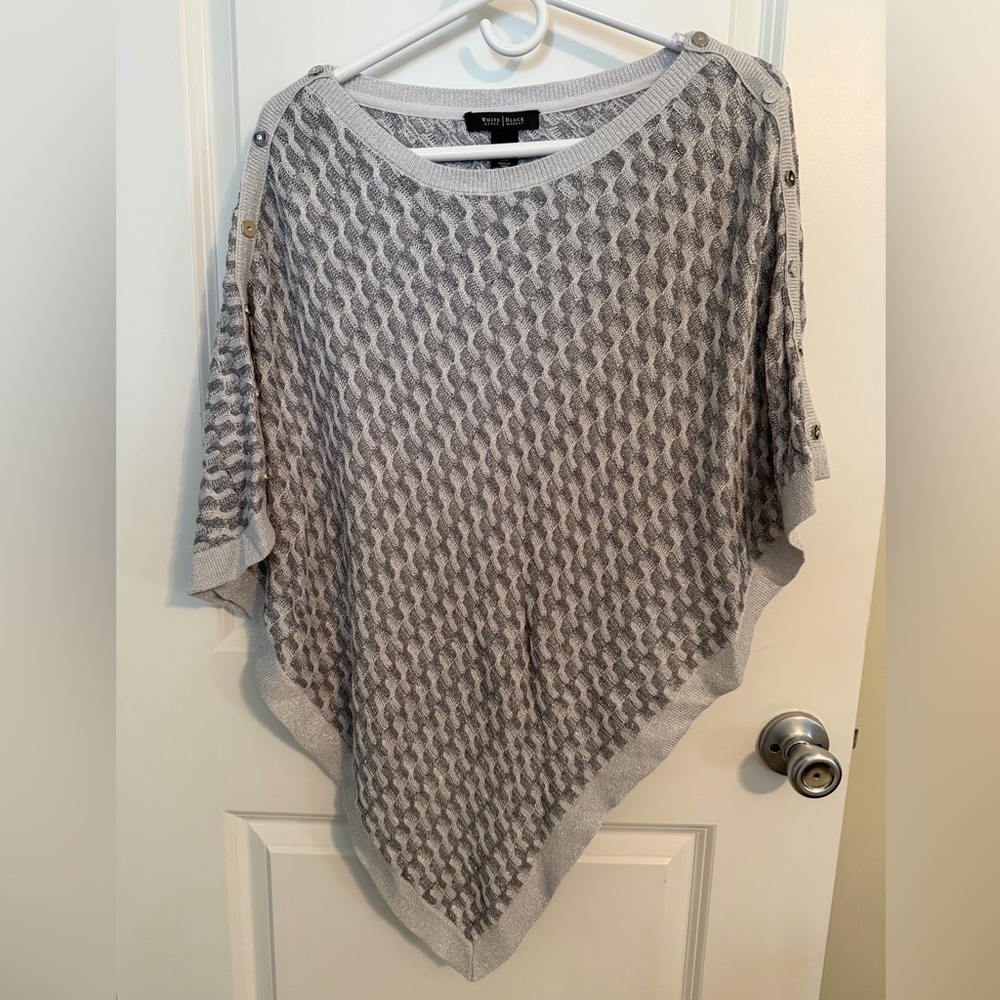 White House Black Market Light Gray Textured Poncho
